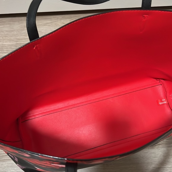 Victoria’s Secret tote - Picture 4 of 5